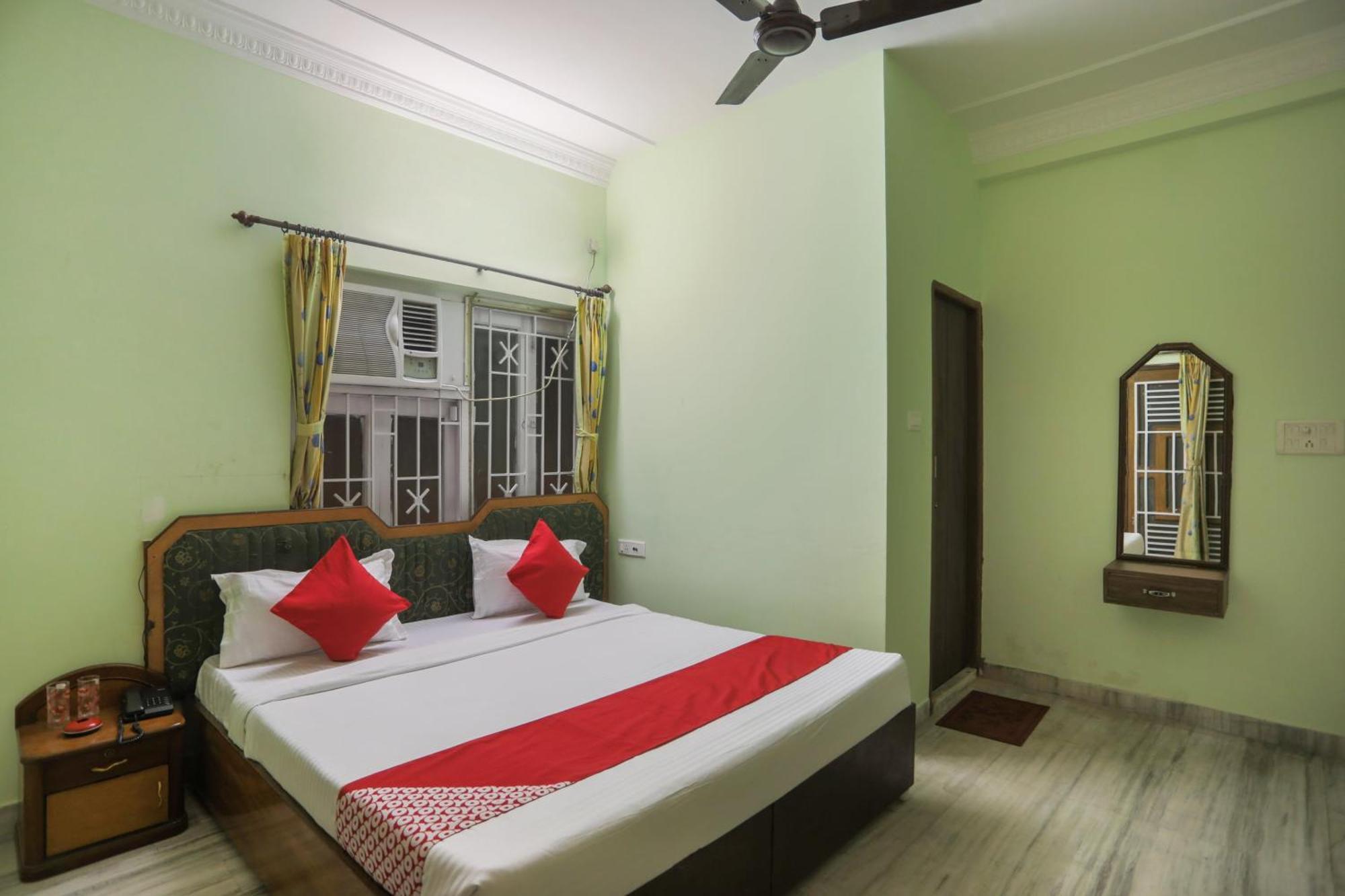 Hotel O Ma Kali Guest House Near City Centre Salt Lake Солт-Лейк-Сити Экстерьер фото