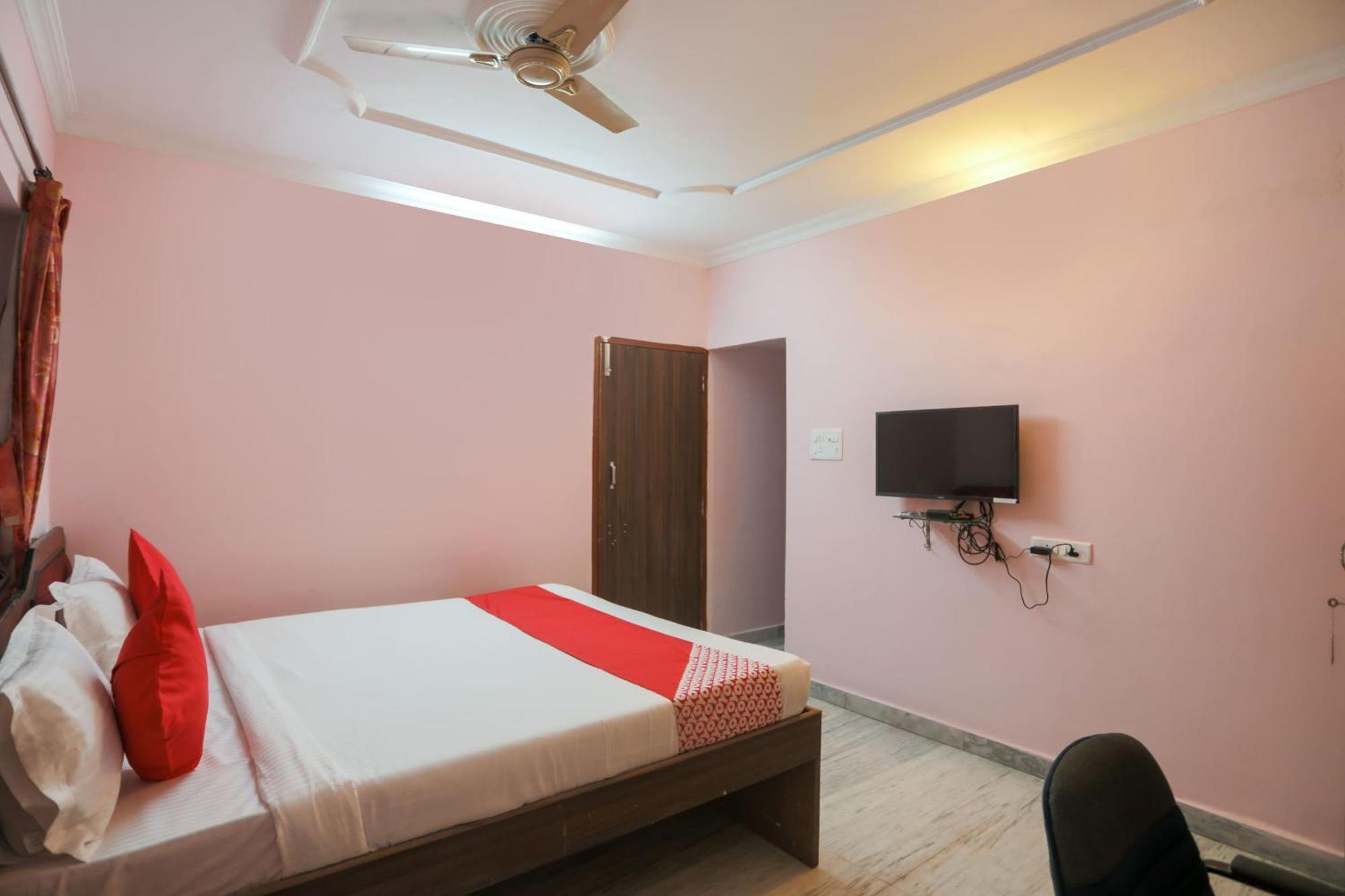 Hotel O Ma Kali Guest House Near City Centre Salt Lake Солт-Лейк-Сити Экстерьер фото